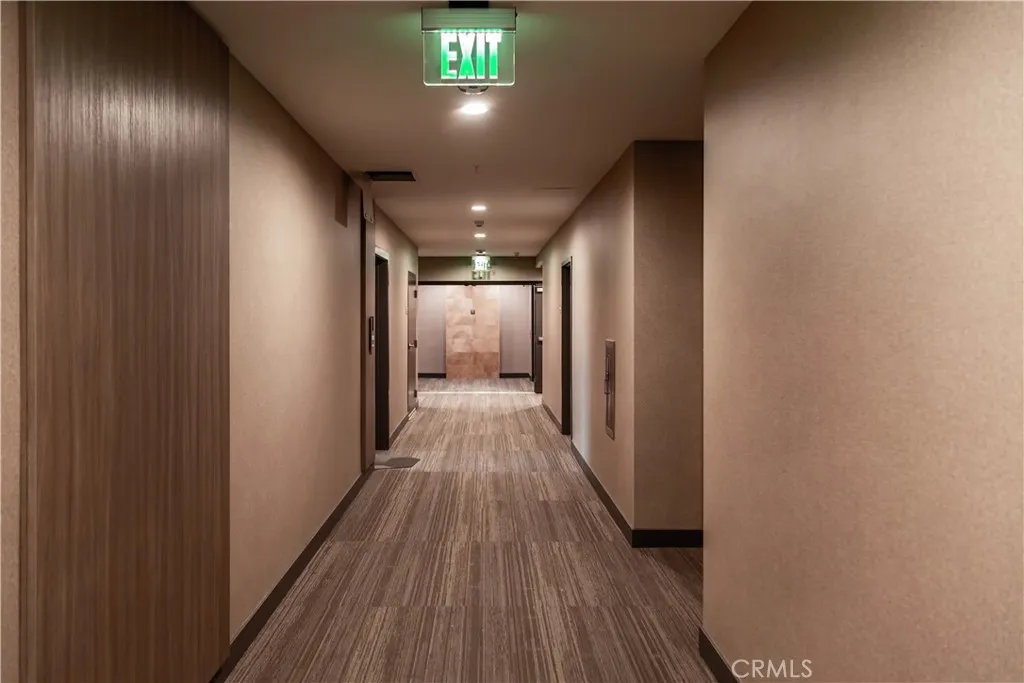 39 S Los Robles Avenue 3006, Pasadena, California 91101 home-pic-6